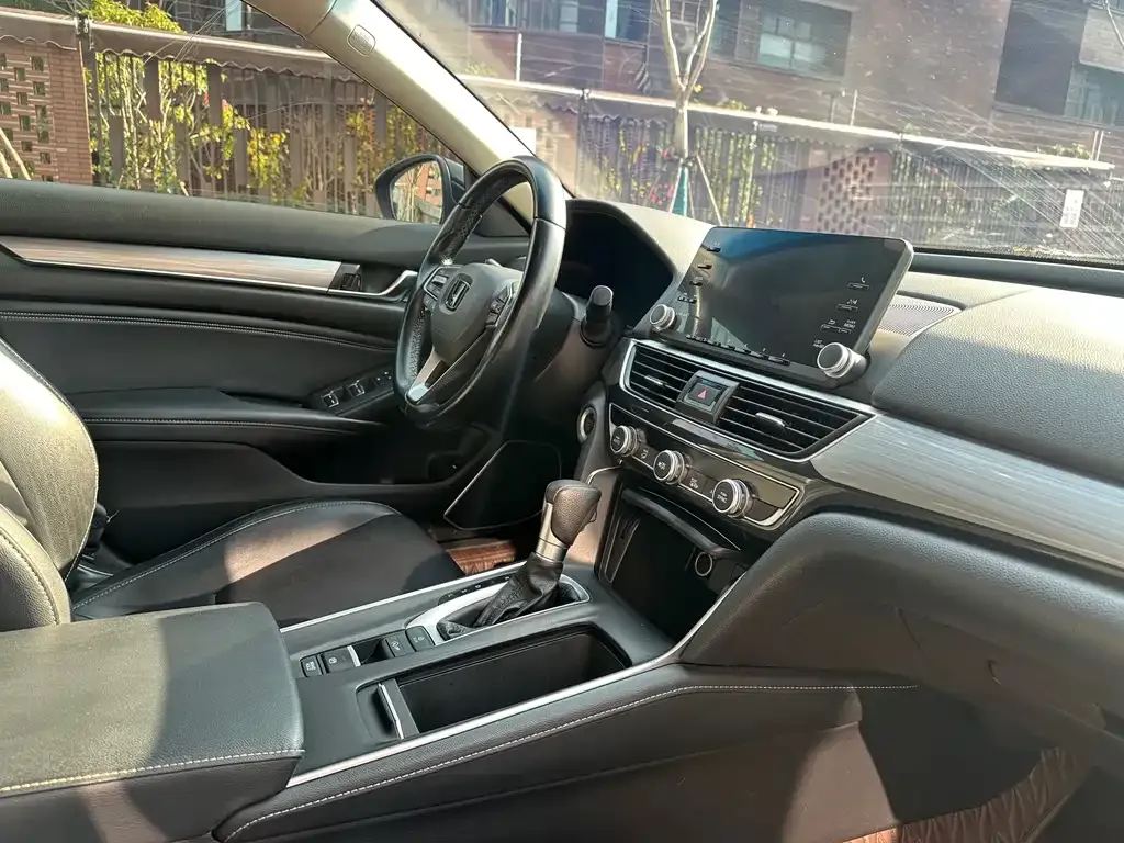 Honda Inspire 2021 из CN, фото 9