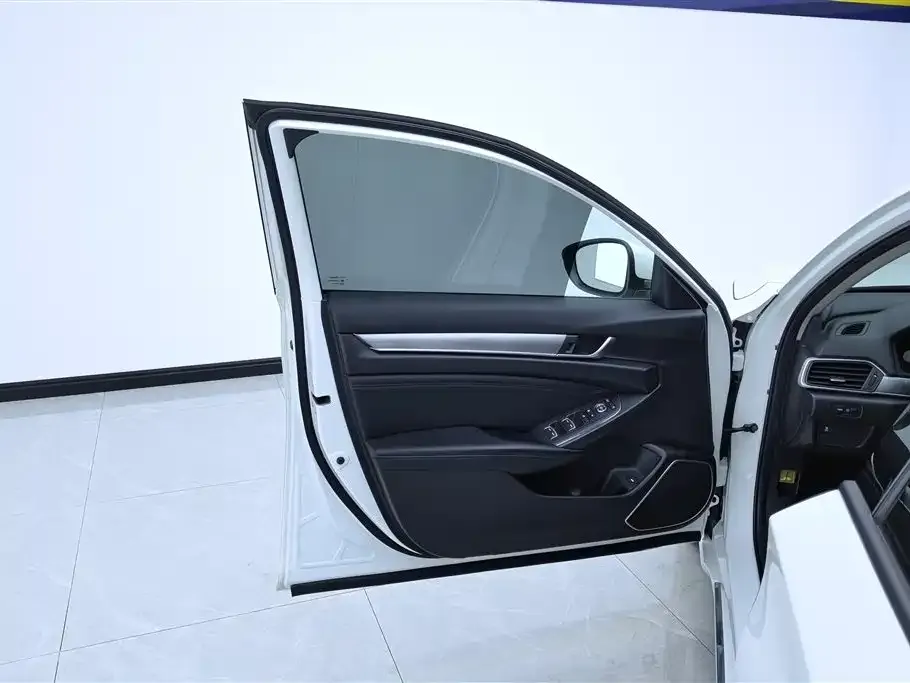 Honda Accord 2022 из CN, фото 3