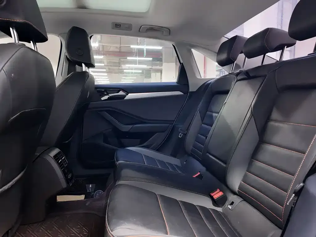 Volkswagen Sagitar 2021 из CN, фото 5