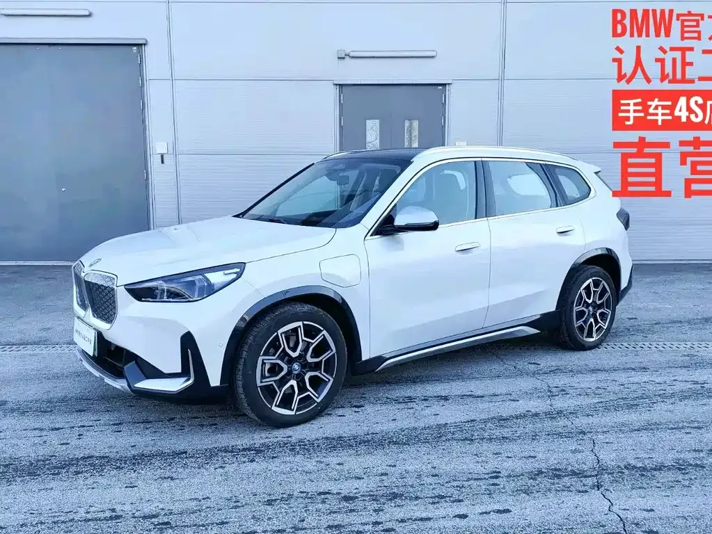 BMW iX1 2025 из CN, фото 1