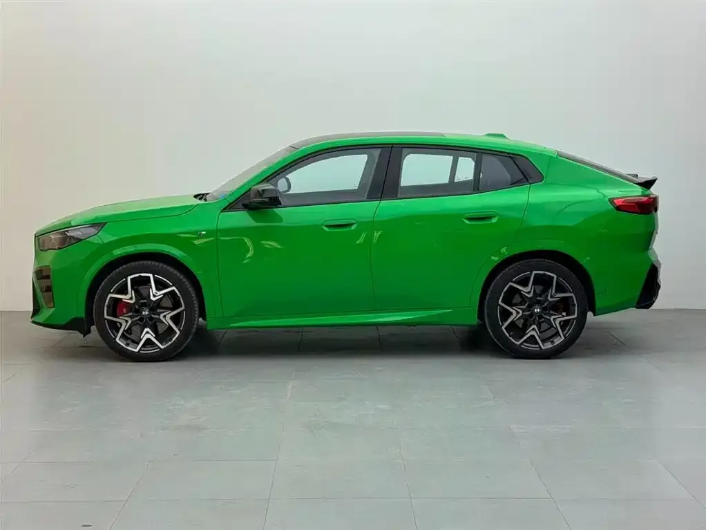 BMW X2 M35i 2024 из CN, фото 2
