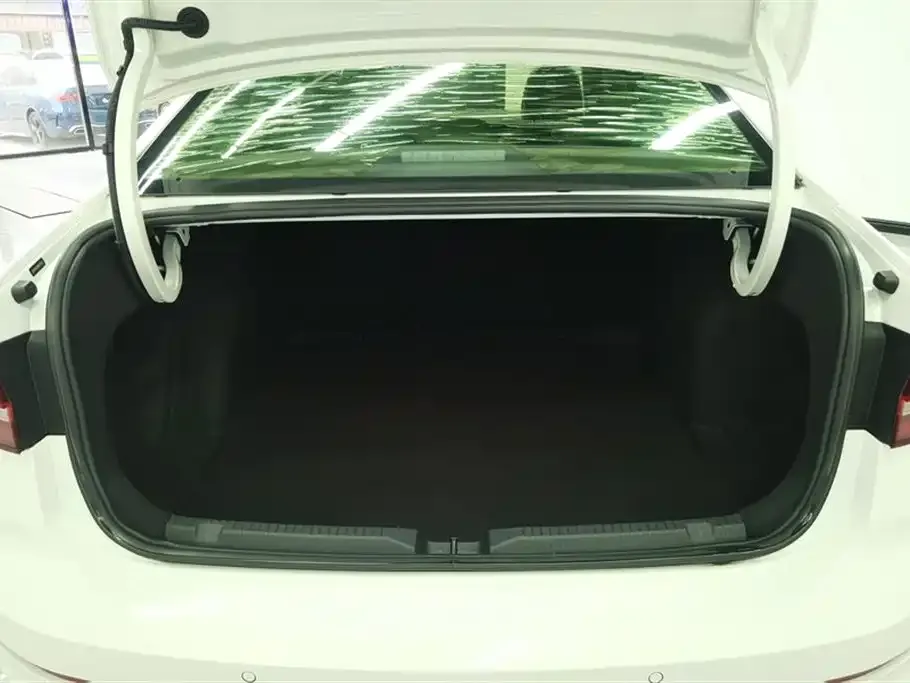 Volkswagen Lavida 2022 из CN, фото 3