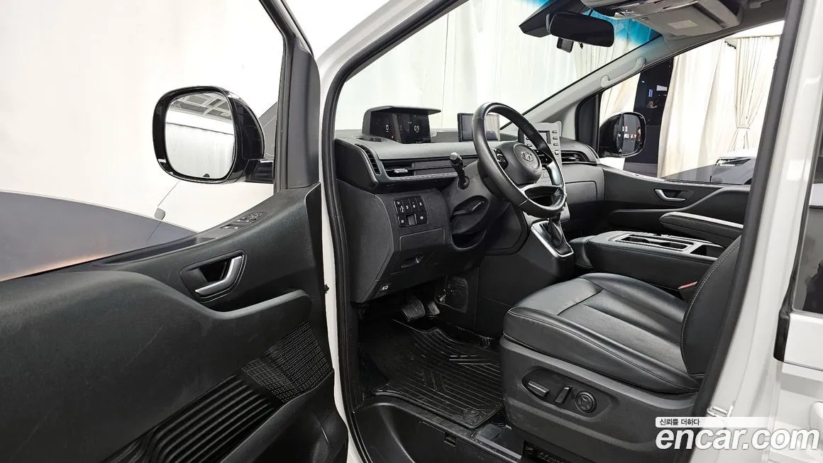 Hyundai Staria 2023 из KR, фото 8