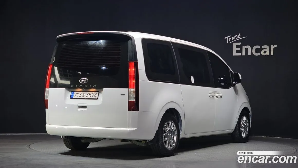 Hyundai Staria 2023 из KR, фото 3