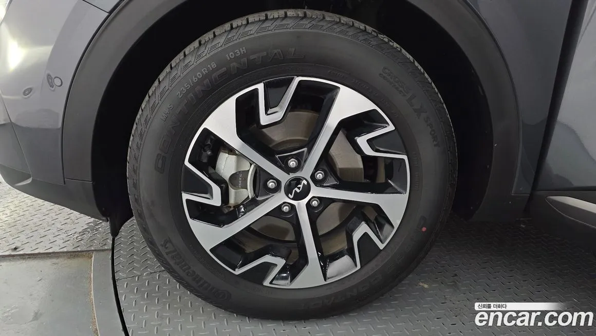 Kia Sportage — фото 7