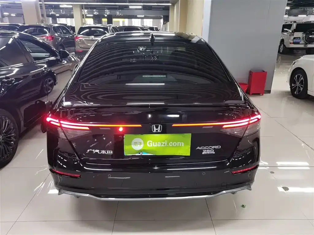 Honda Accord 2023 из CN, фото 2