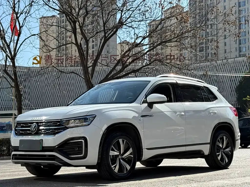 Volkswagen GTE PHEV 2022 из CN, фото 1