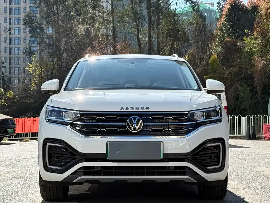 Volkswagen GTE PHEV 2022 из CN, фото 3