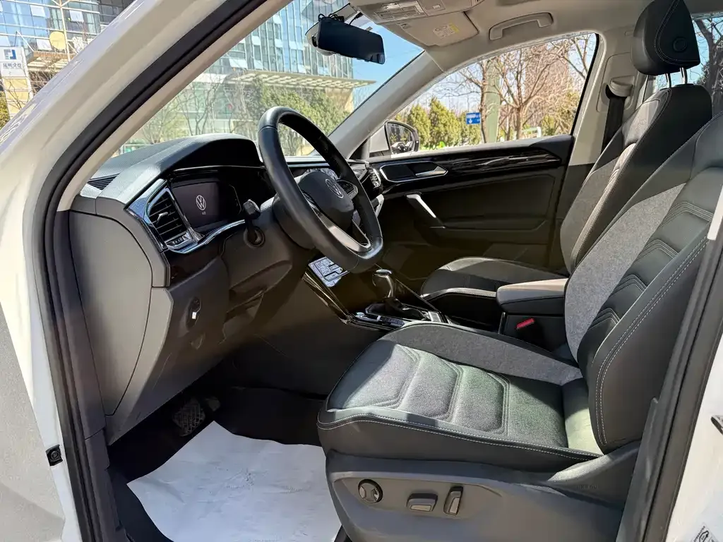 Volkswagen GTE PHEV 2022 из CN, фото 6