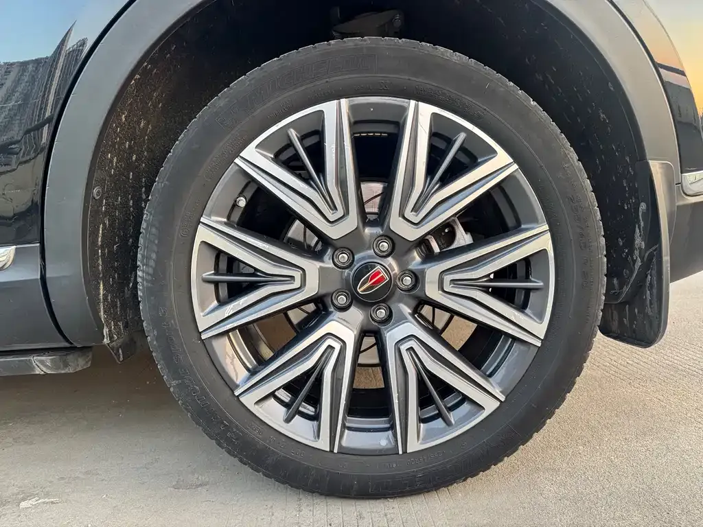Hongqi HS5 2023 из CN, фото 8
