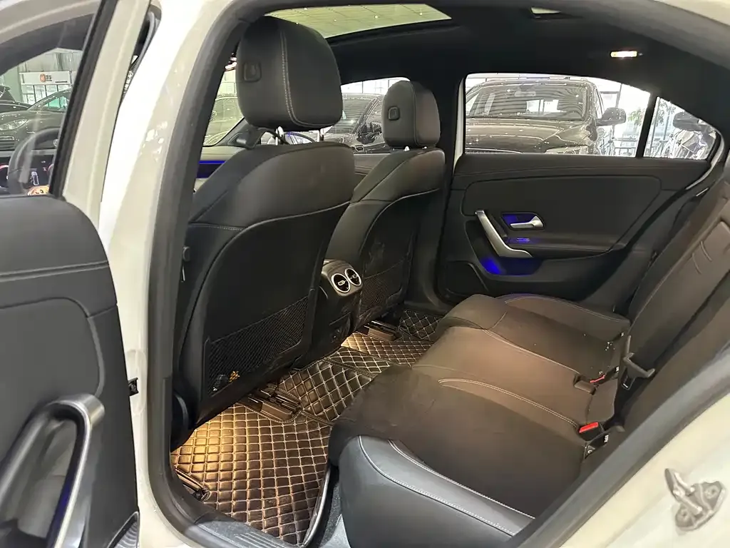 Mercedes-Benz A-Class 2021 из CN, фото 2