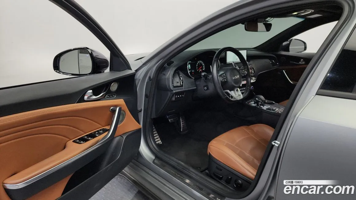 Kia Stinger 2023 из KR, фото 3