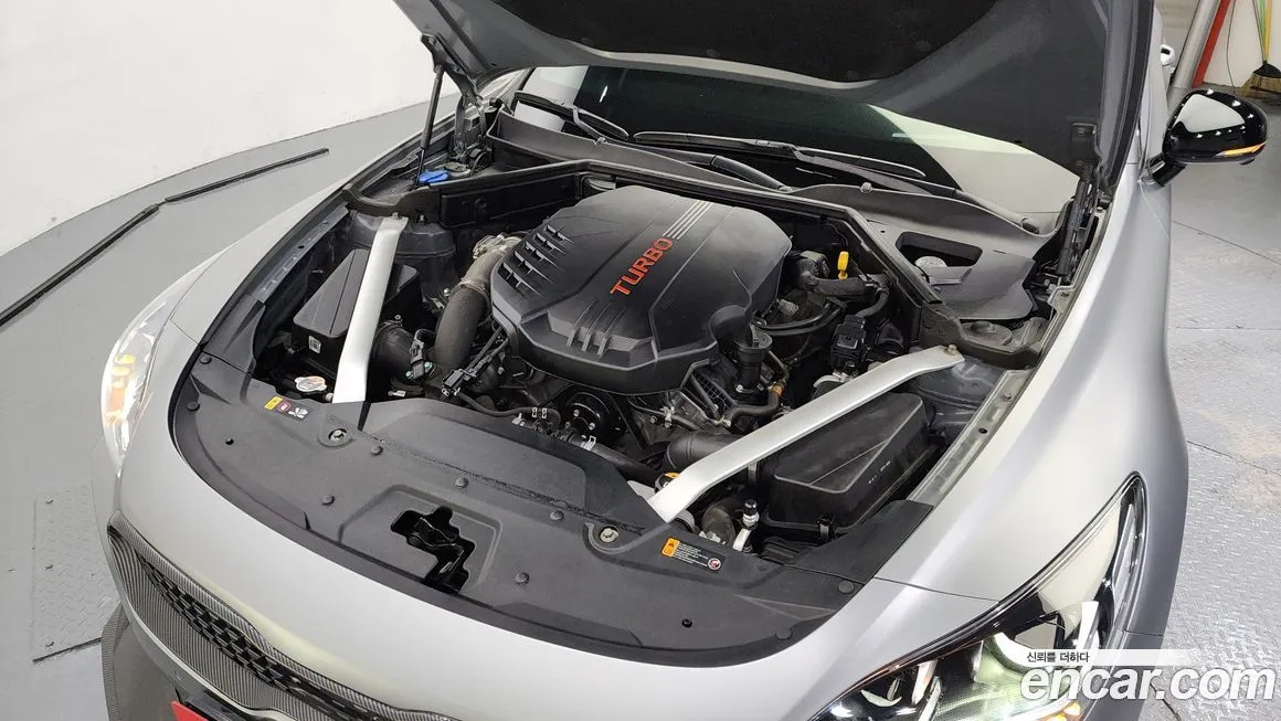 Kia Stinger 2023 из KR, фото 9