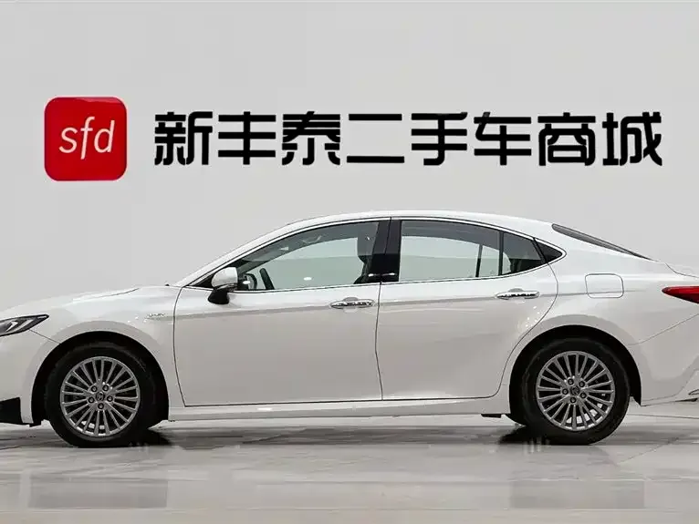 Toyota Camry 2025 из CN, фото 2