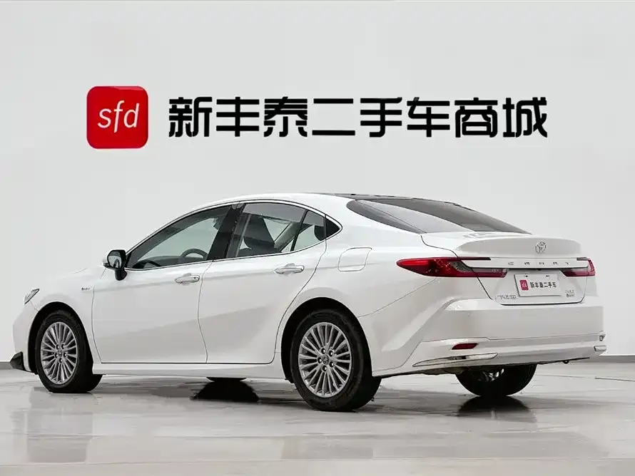 Toyota Camry 2025 из CN, фото 6