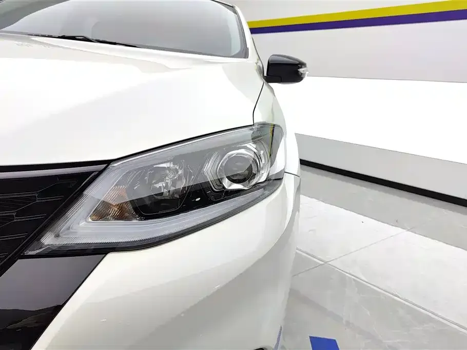 Nissan Tiida 2024 из CN, фото 5