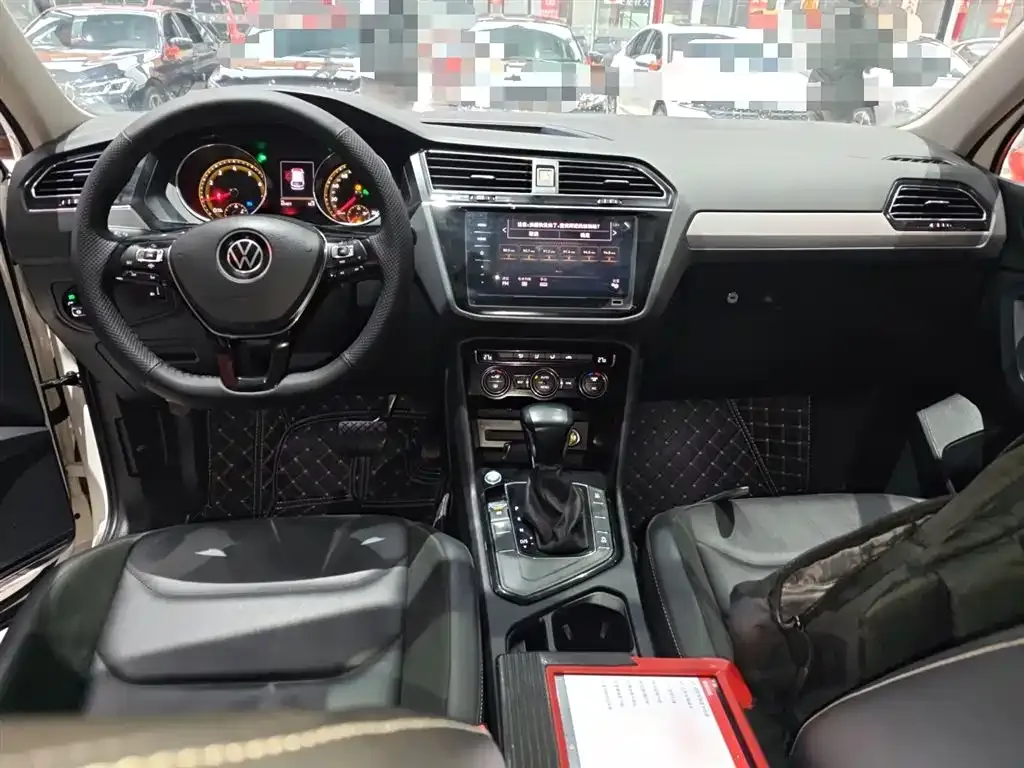 Volkswagen Tiguan L 2021 из CN, фото 10