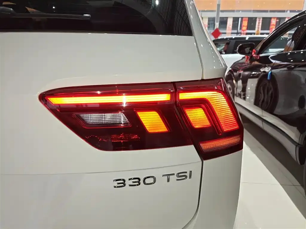 Volkswagen Tiguan L 2021 из CN, фото 8