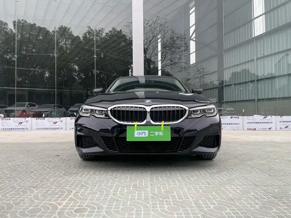 BMW 3 Series 2022 из CN, фото 2