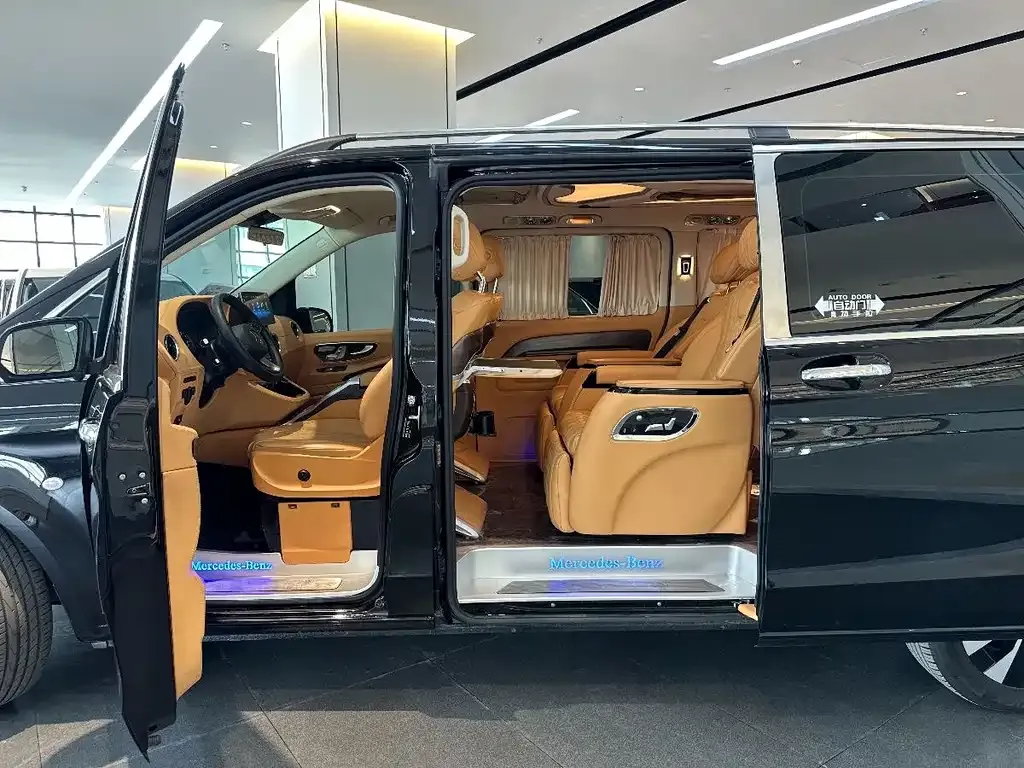 Mercedes-Benz Vito 2023 из CN, фото 6