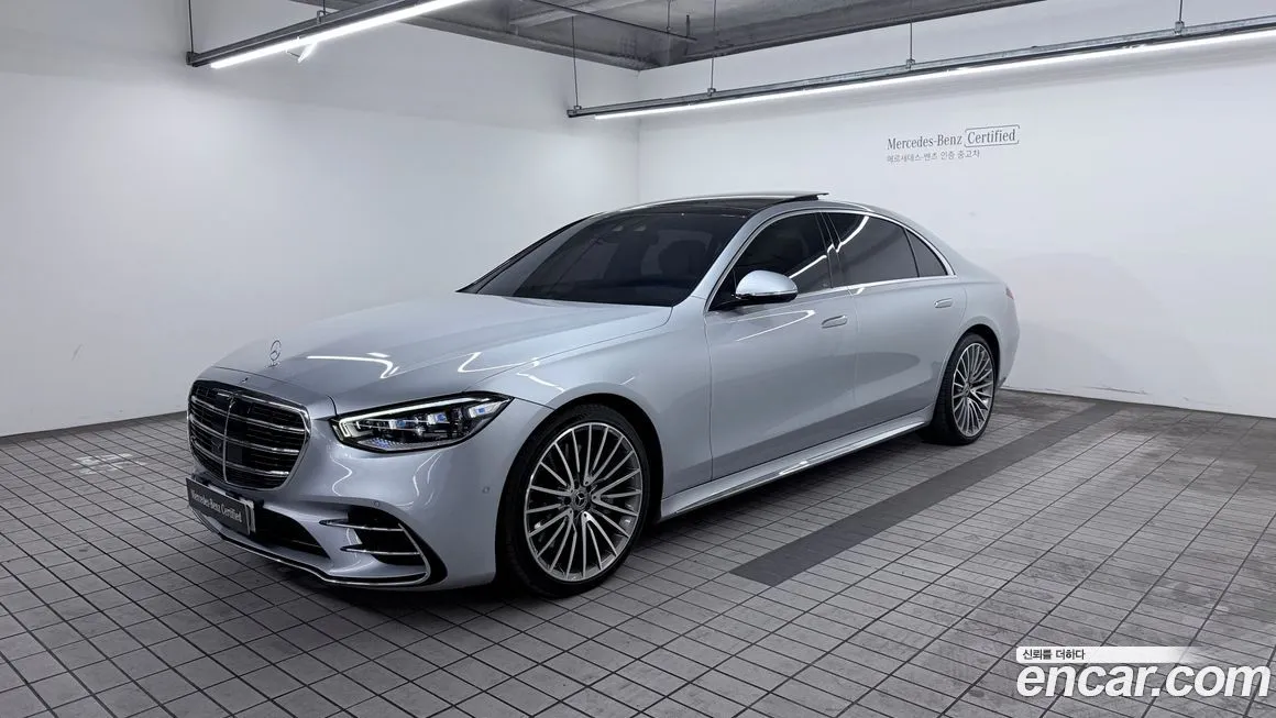 Mercedes-Benz S-Class — фото 1