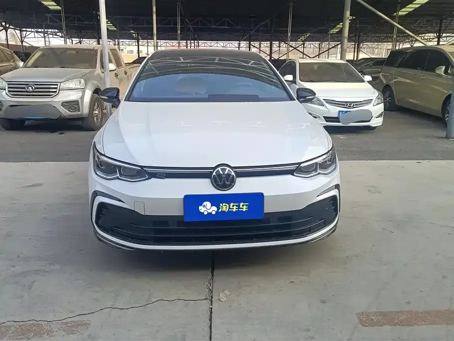 Volkswagen Golf 2023 из CN, фото 8