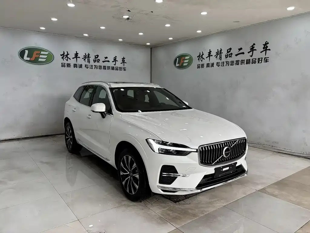 Volvo XC60 2025 из CN, фото 10