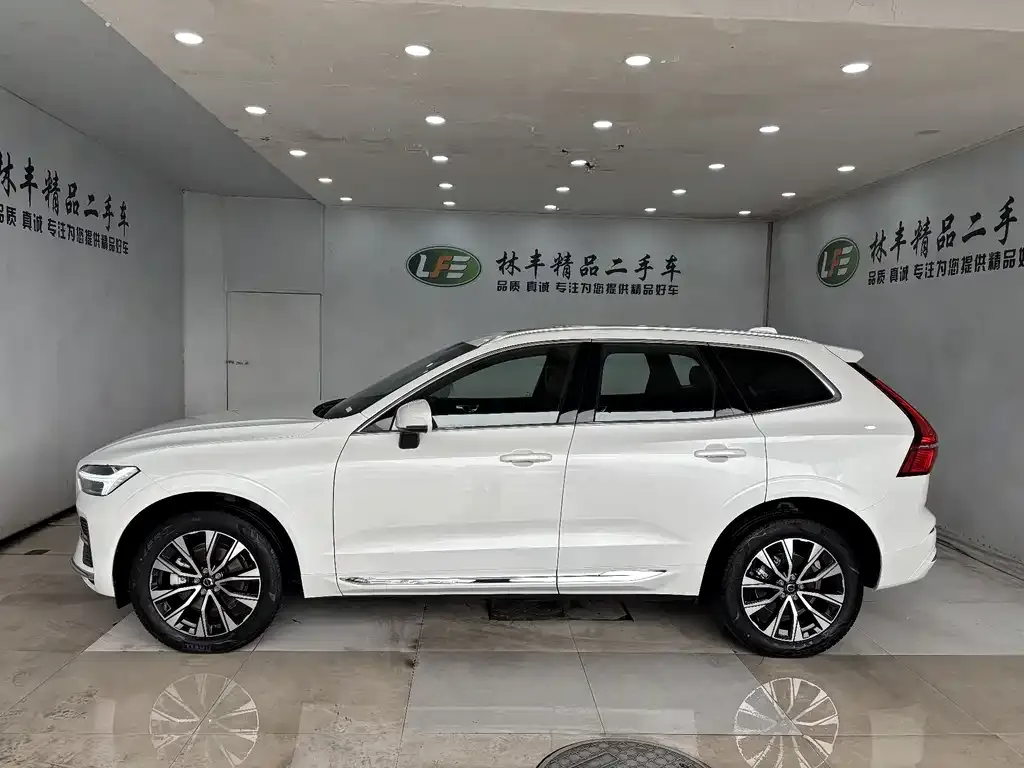 Volvo XC60 2025 из CN, фото 6
