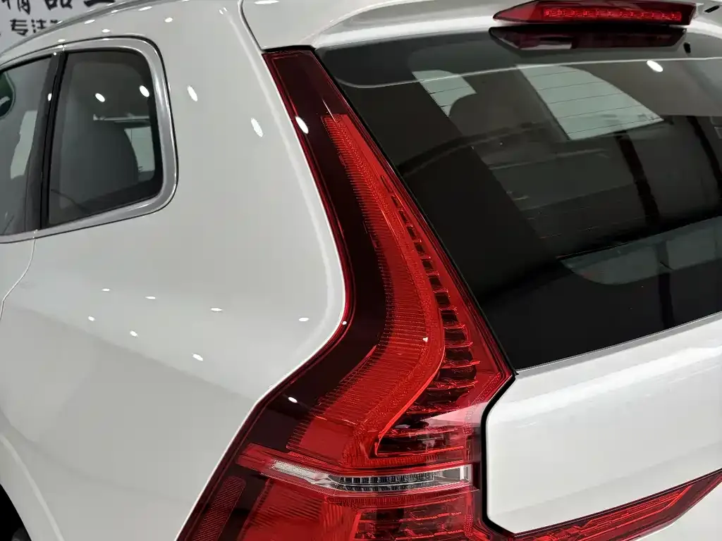 Volvo XC60 2025 из CN, фото 9