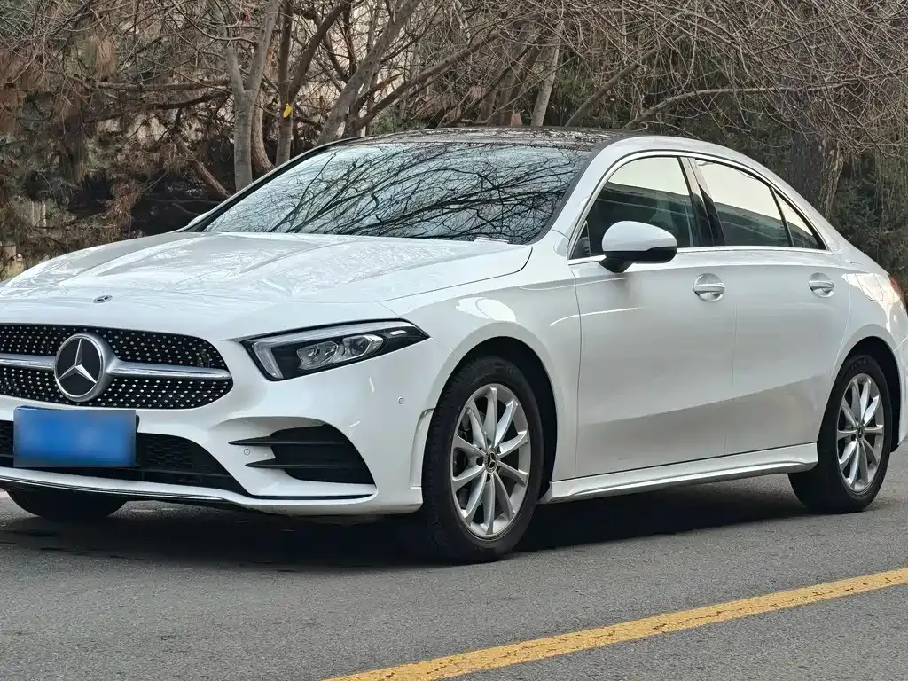 Mercedes-Benz A-Class — фото 1