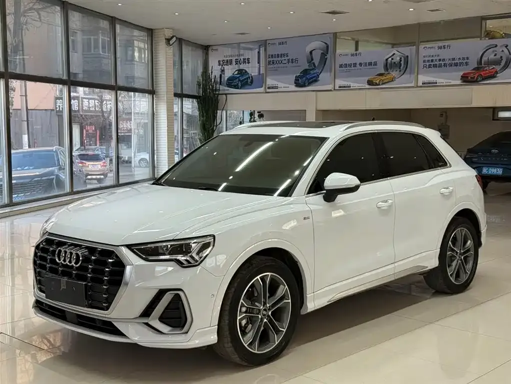 Audi Q3 2022 из CN, фото 1