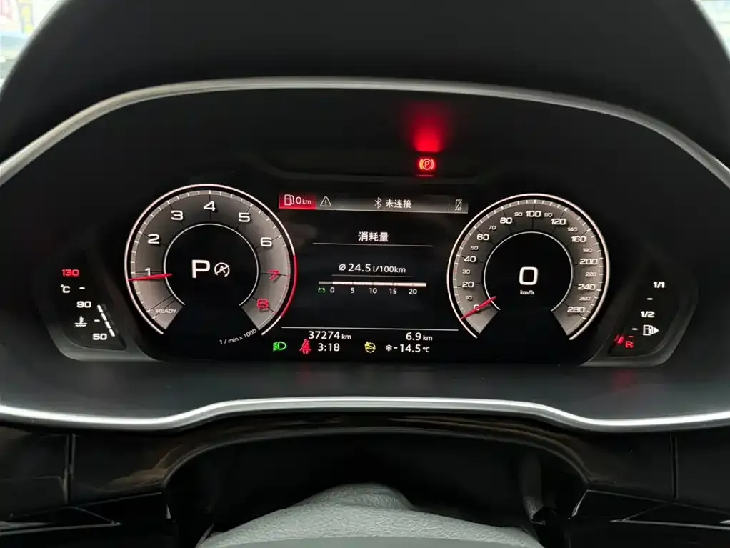 Audi Q3 2022 из CN, фото 2