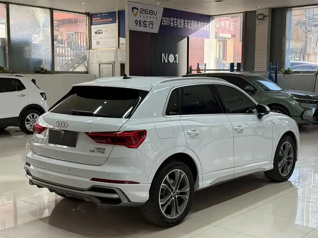 Audi Q3 2022 из CN, фото 8