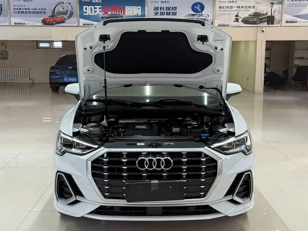 Audi Q3 2022 из CN, фото 5