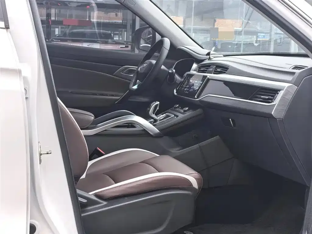 Geely Boyue 2023 из CN, фото 4