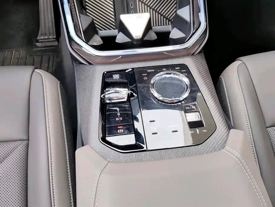 BMW X3 2025 из CN, фото 10
