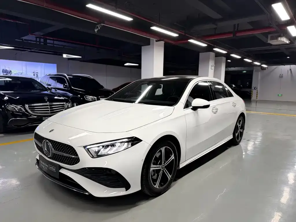 Mercedes-Benz A-Class 2023 из CN, фото 1