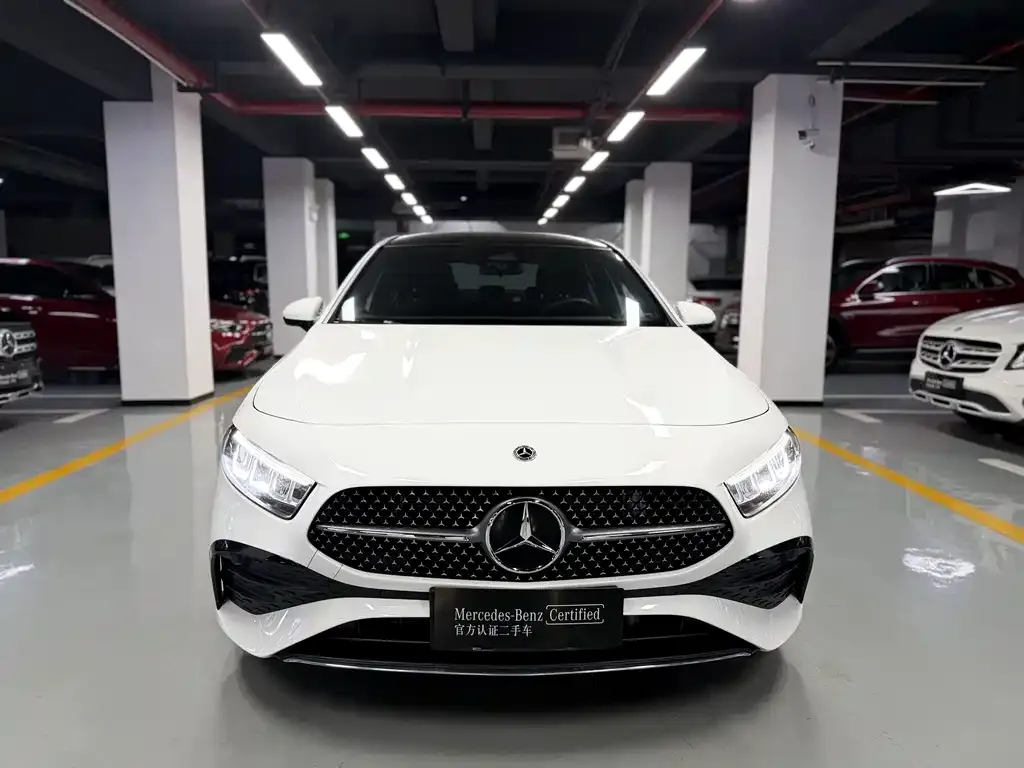 Mercedes-Benz A-Class 2023 из CN, фото 8