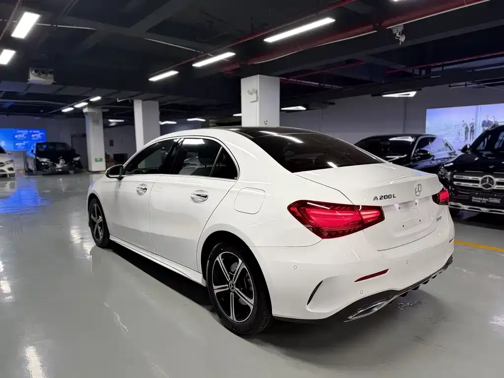 Mercedes-Benz A-Class 2023 из CN, фото 2