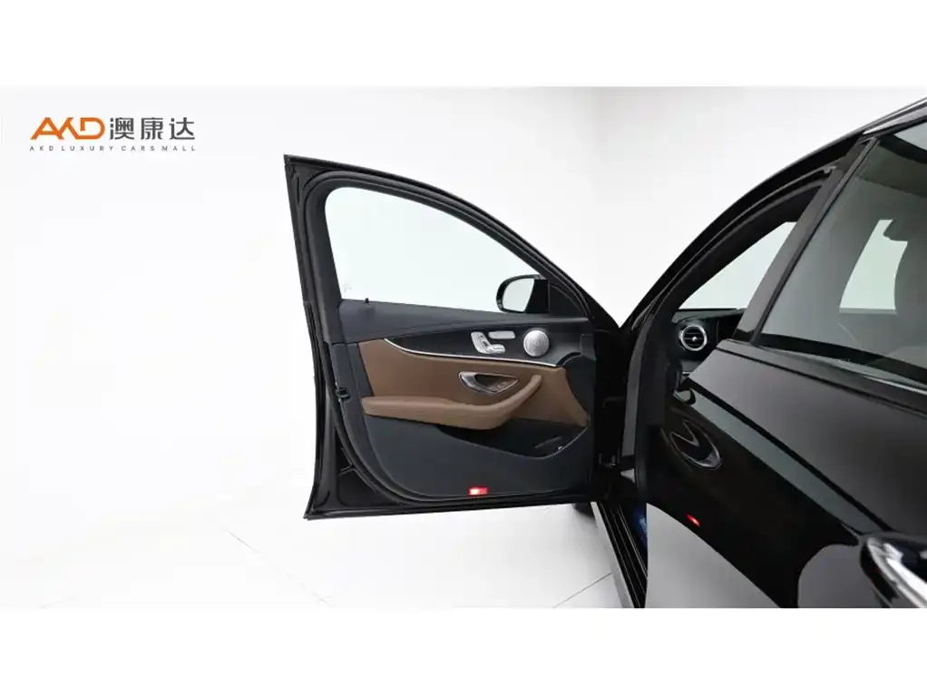 Mercedes-Benz E-Class (Import) 2023 из CN, фото 3