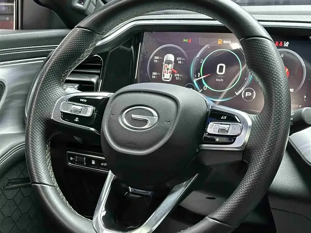 GAC Motor Trumpchi GS8 — фото 5