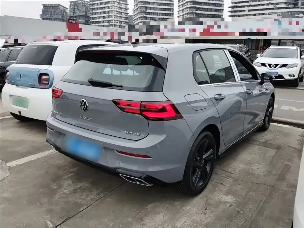 Volkswagen Golf 2025 из CN, фото 4