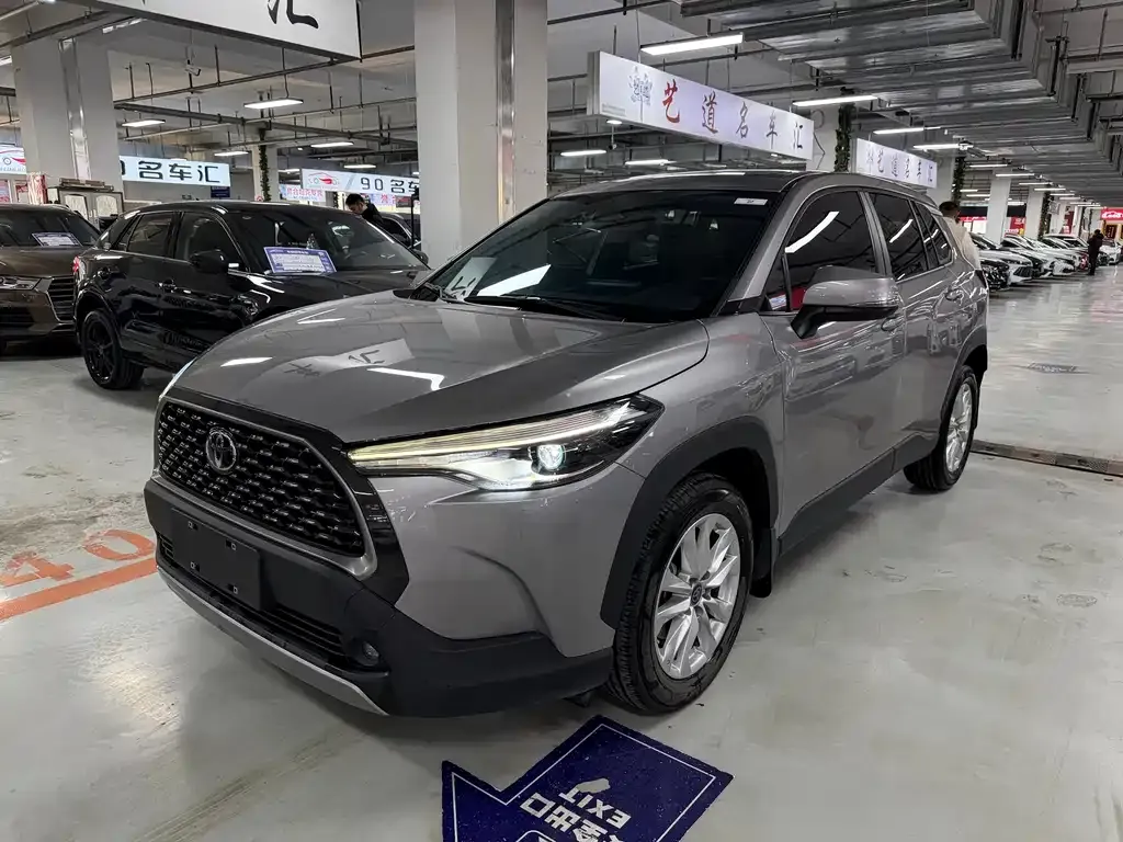 Toyota Corolla Cross 2024 из CN, фото 1