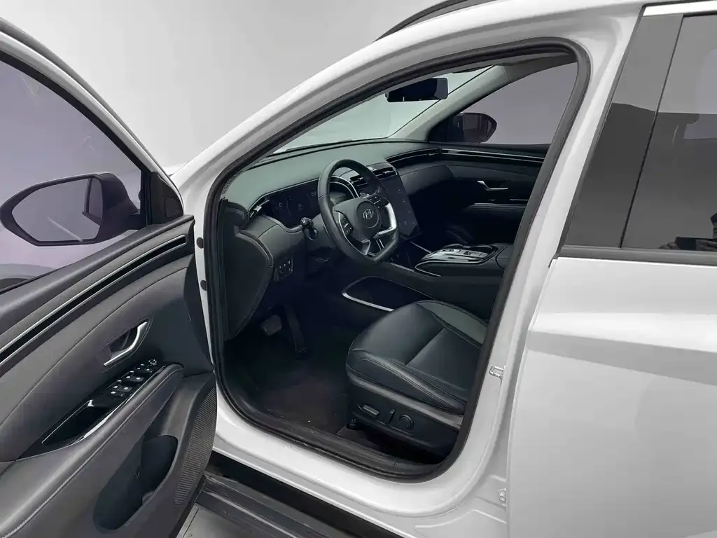 Hyundai Tucson 2021 из CN, фото 8