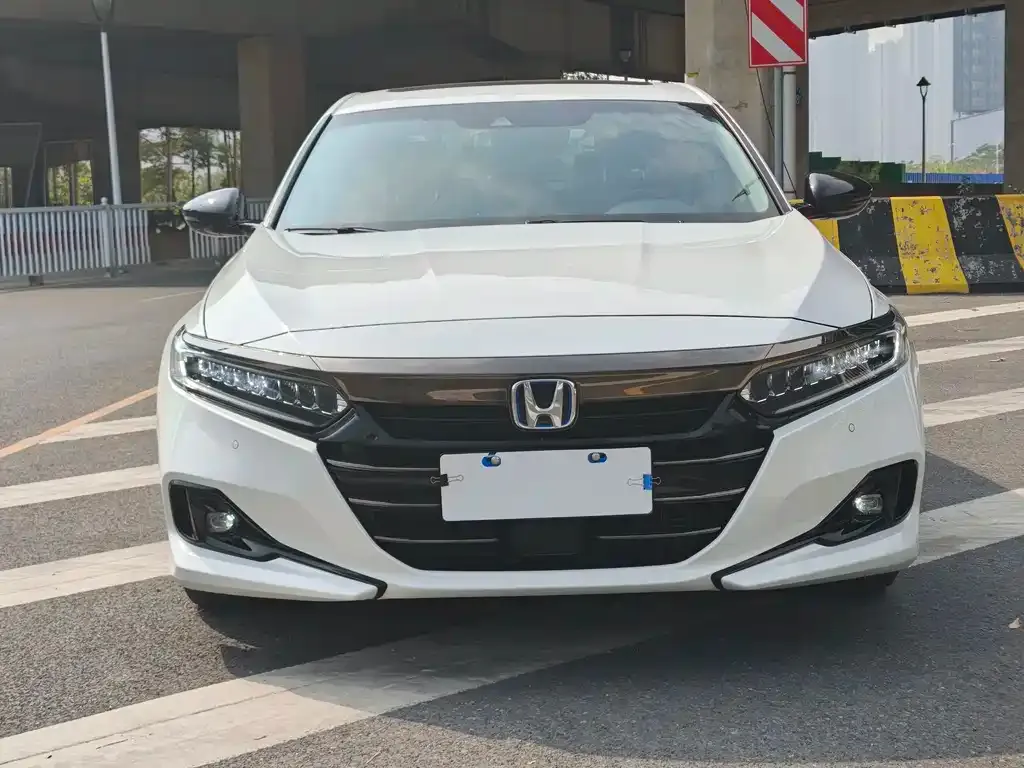 Honda Accord 2023 из CN, фото 9