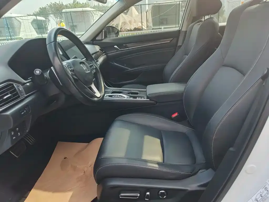 Honda Accord 2023 из CN, фото 10