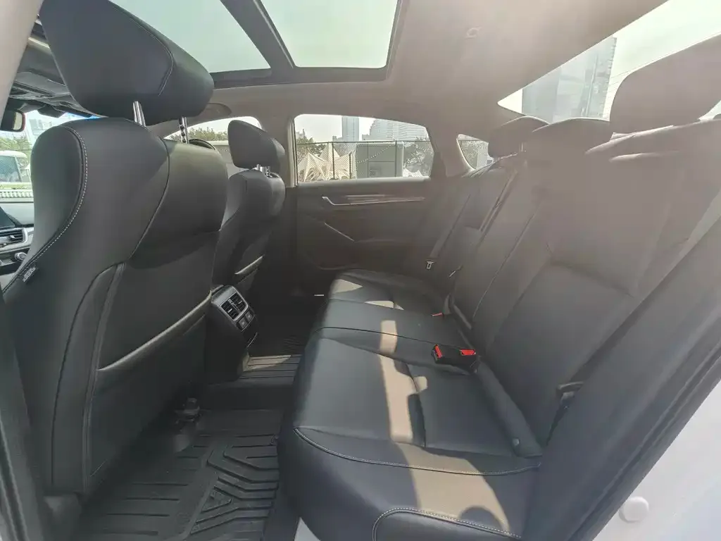 Honda Accord 2023 из CN, фото 6