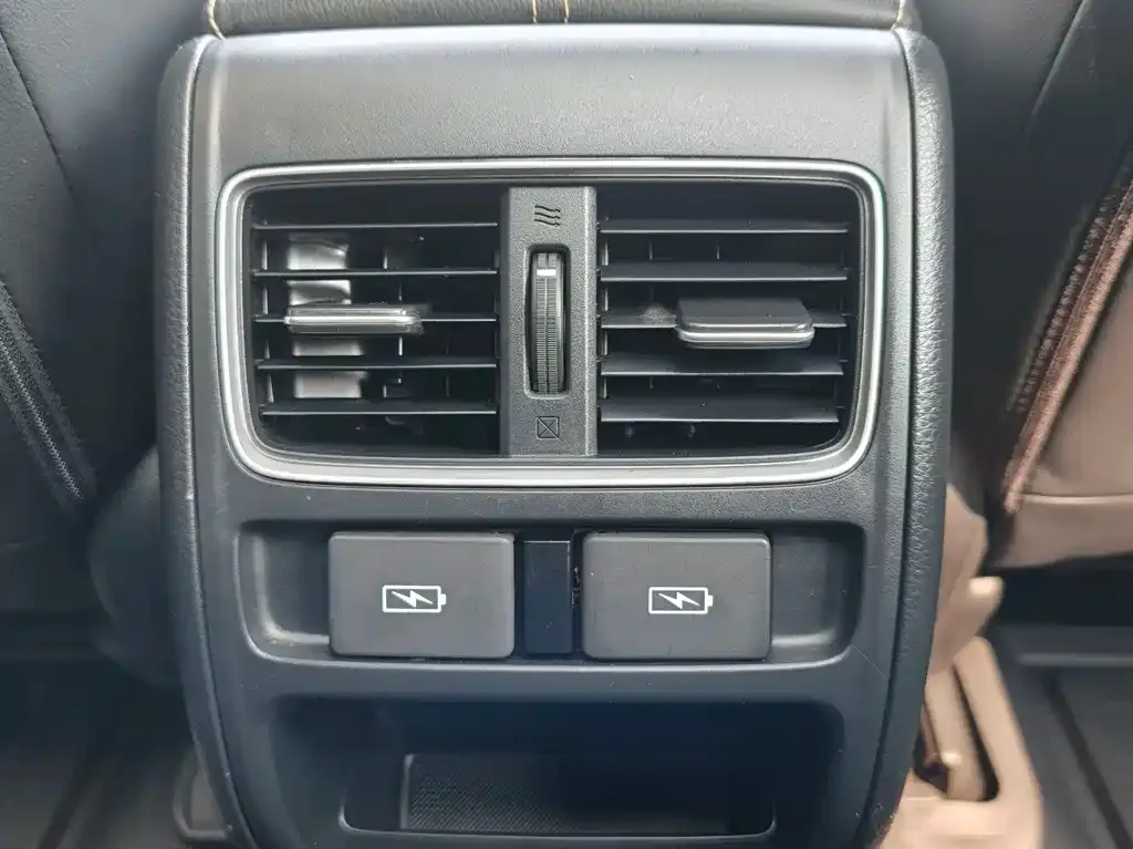 Honda Accord 2023 из CN, фото 5