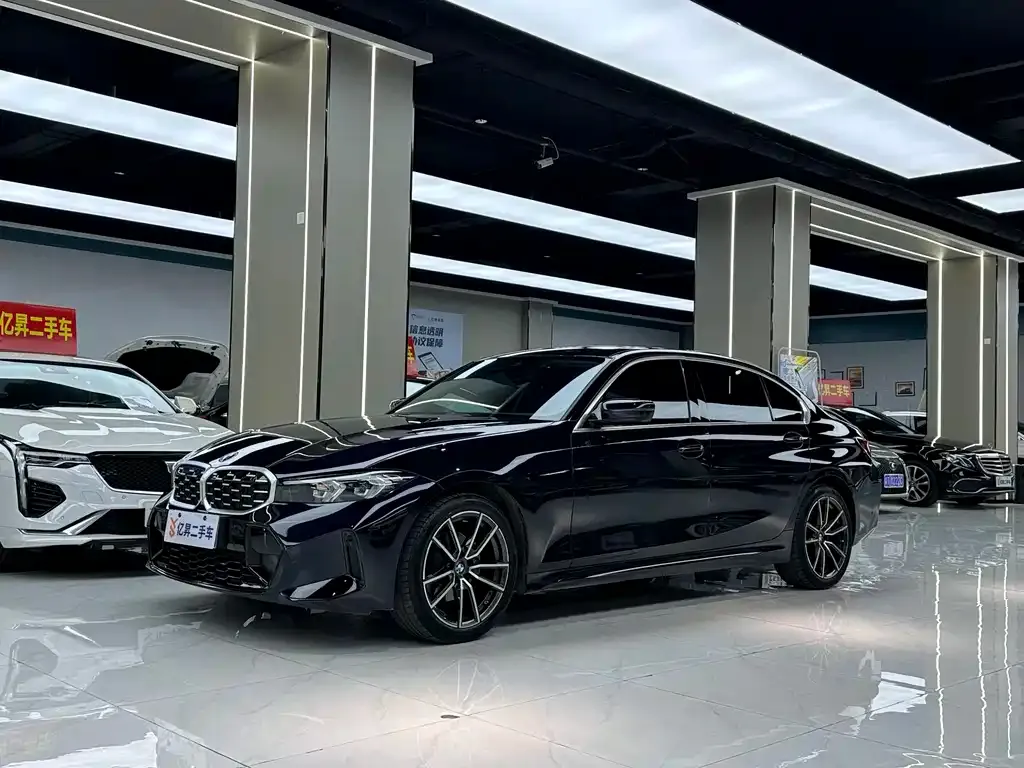 BMW 3 Series — фото 1