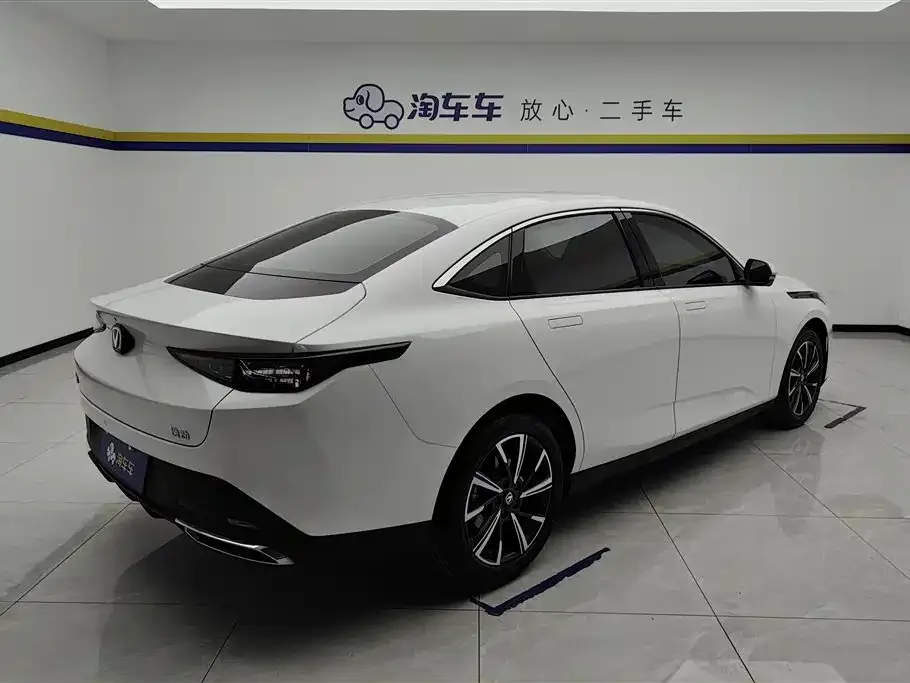 Changan Eado 2025 из CN, фото 4